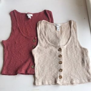F21 2 crop tops with button details bundle.
